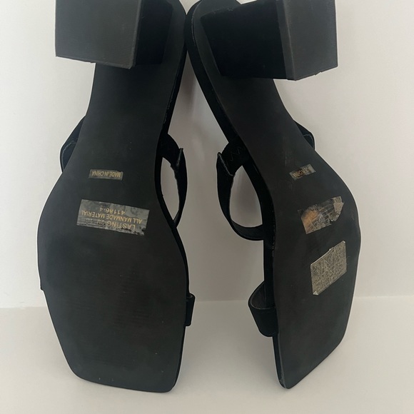 Women Square Toe Double Band Low Block Heel Sandals By Bamboo size 10 - Picture 4 of 7